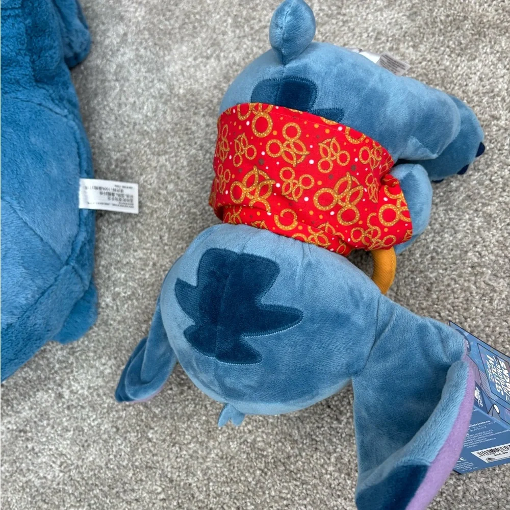 NWT Disney Stitch Plush Toy with Pretzel Stitch attacks snacks limited - Picture 10 of 11